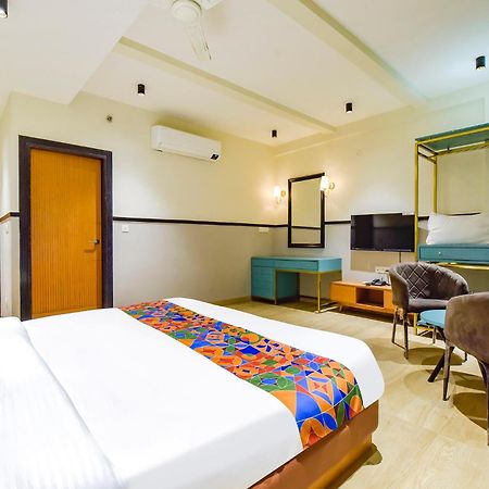 Bella Vista Hotel Удайпур Екстериор снимка