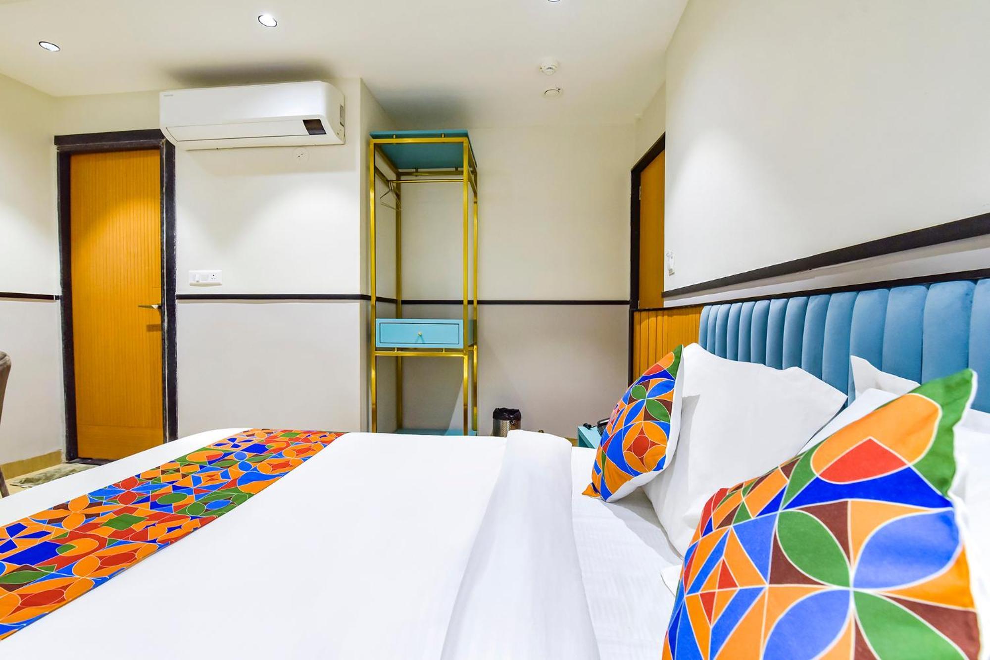 Bella Vista Hotel Удайпур Екстериор снимка