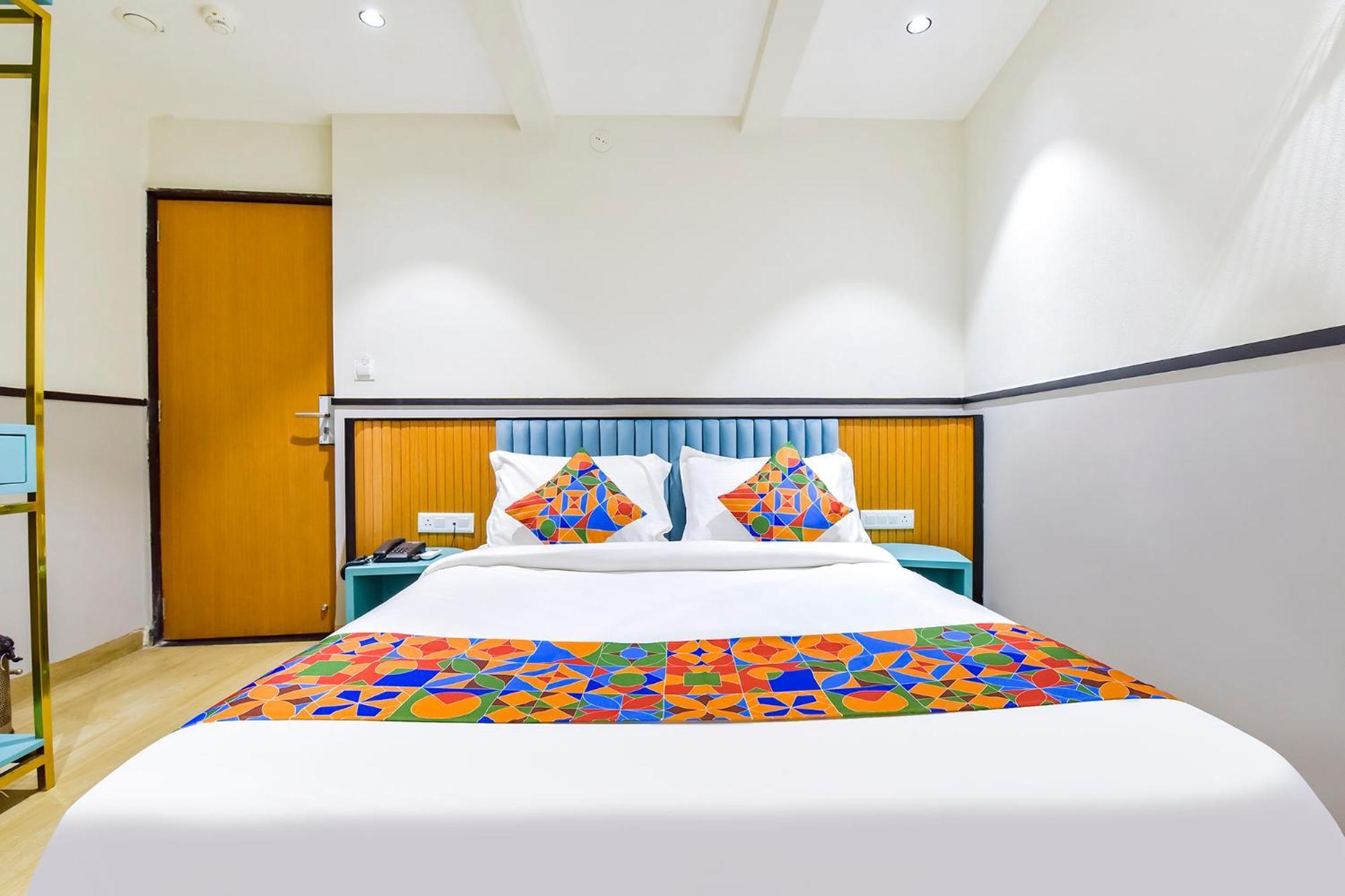 Bella Vista Hotel Удайпур Екстериор снимка