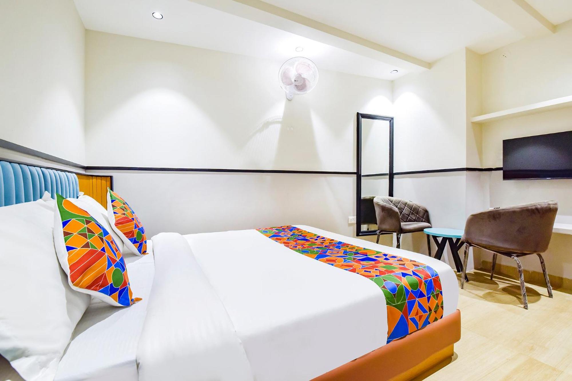 Bella Vista Hotel Удайпур Екстериор снимка